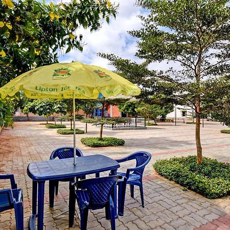 Rashi Comforts By Coastal Dine Hotel Dobbaspet Exterior foto